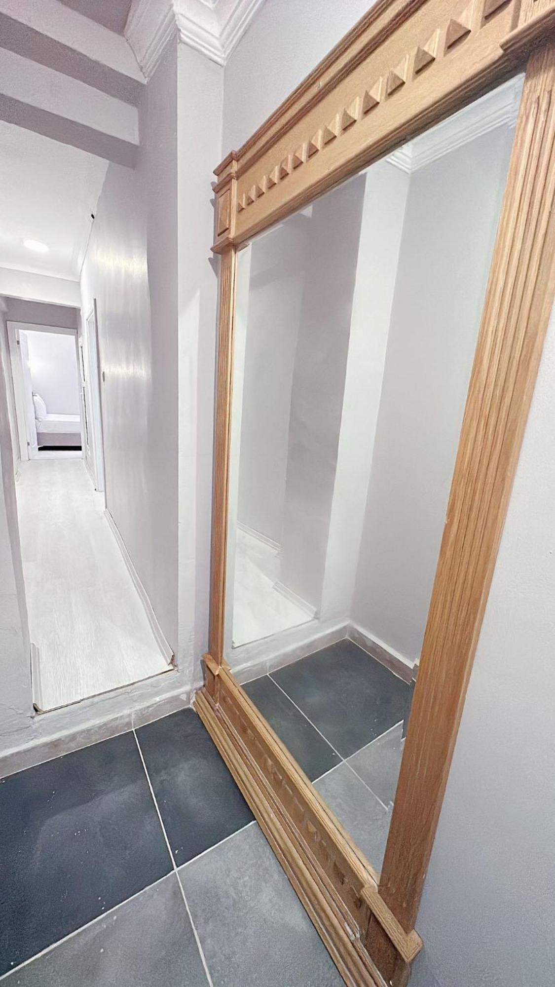 Taksim Centre Hotel Истанбул Екстериор снимка